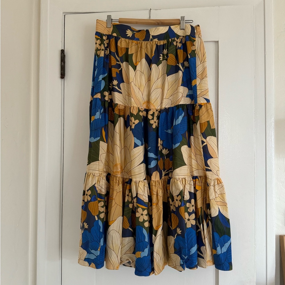 Sézane x Farm Rio Sakura Tiered Maxi Skirt - Picture 4 of 7